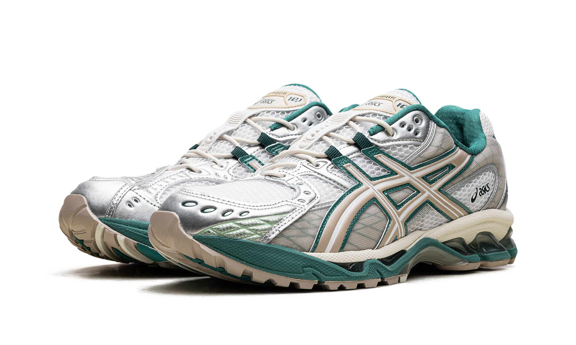 Gel-Nimbus 10.1 "White/rainy Lake"