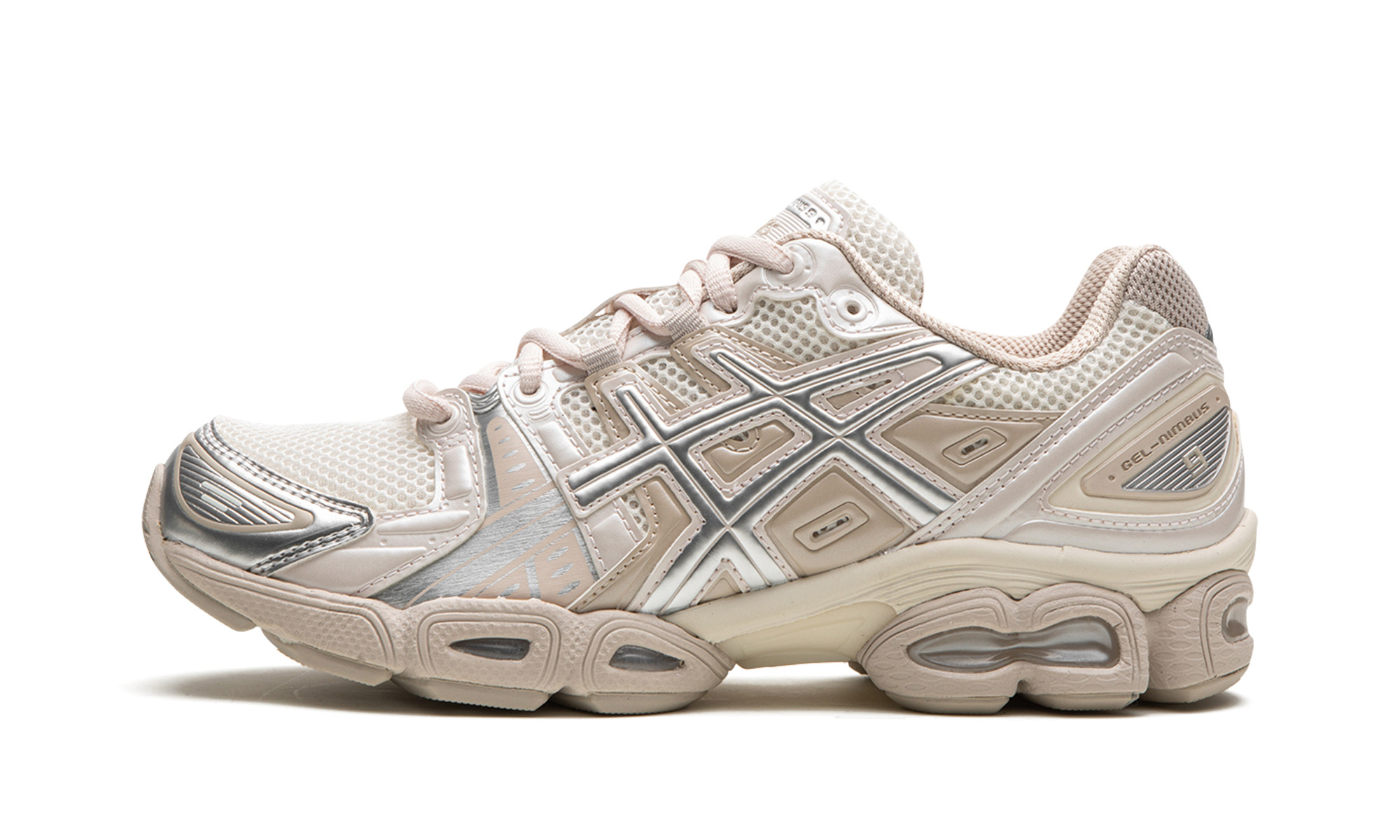 Gel-Nimbus 9 Women "Mineral Beige"
