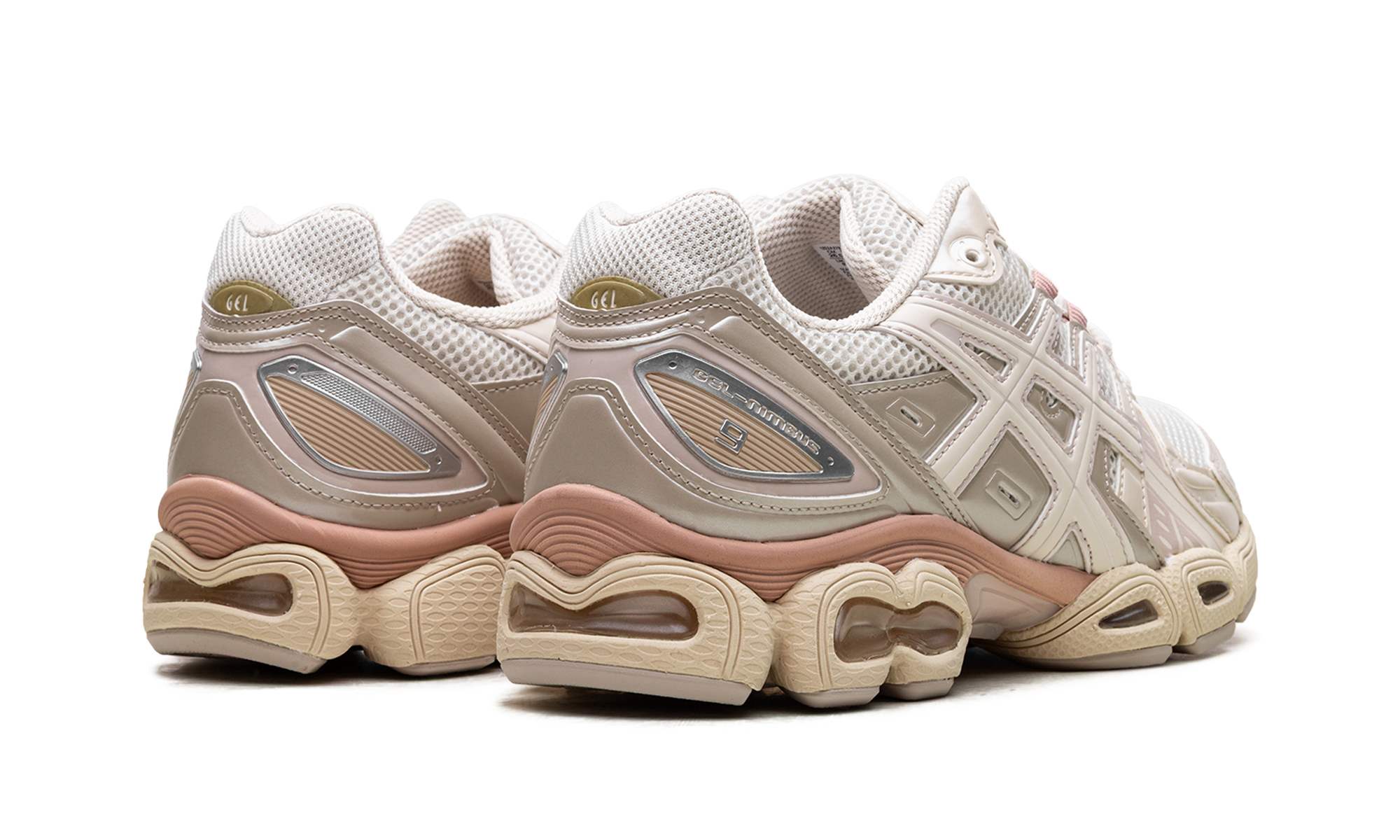 Gel Nimbus 9 Women "Pale Oak / Cream"