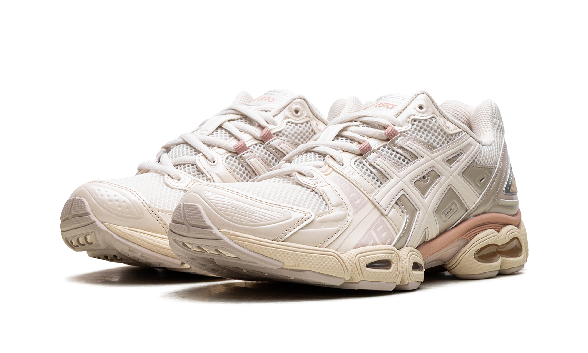 Gel Nimbus 9 Women "Pale Oak / Cream"