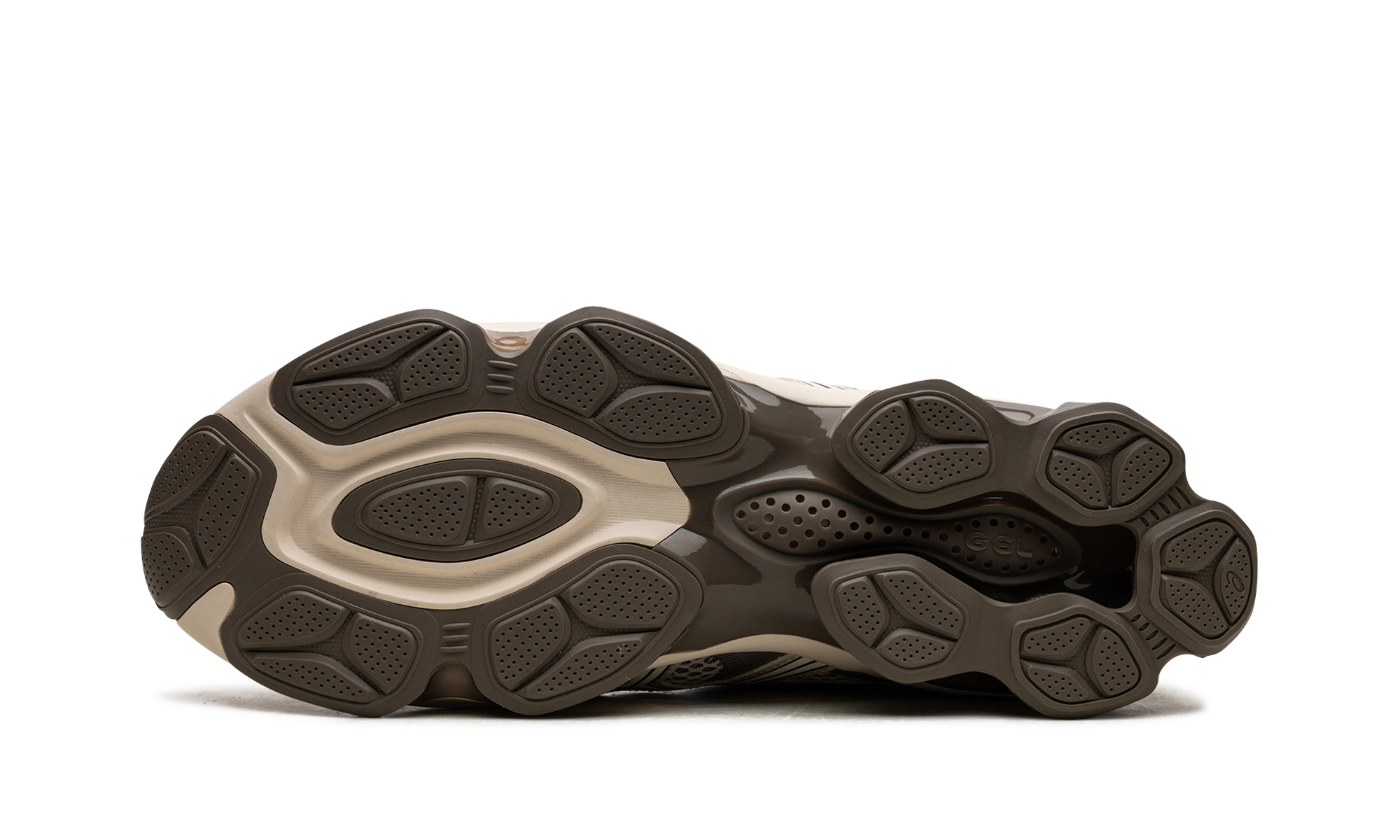 Gel-Quantum Kinetic "Birch Dark Taupe"