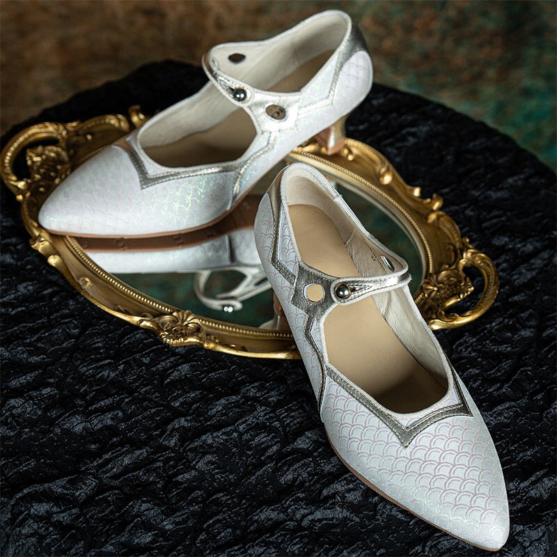 Handmade Vintage Mary Jane Jacquard Leather Pumps Eastern Cheongsam Shoes in Black/White/Blue