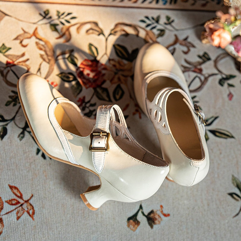 Handmade Vintage Two-Tone Mary Jane Pumps for Women with Metal Buckle in Black/Beige/Brown