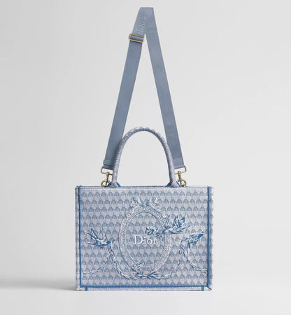 Women's Medium Book Tote with Strap