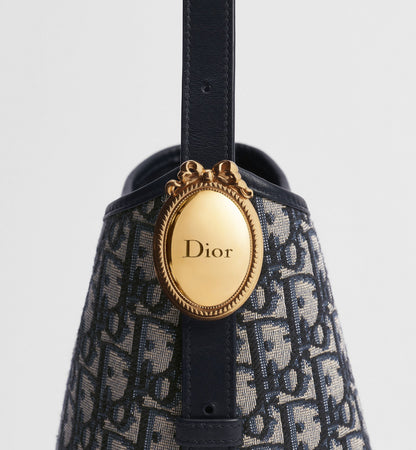 Women's Small Médaillon Bucket Bag