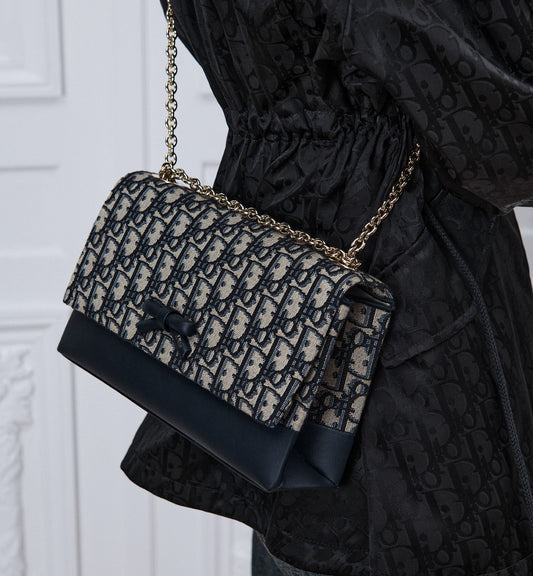 Women's Small Promenade Flap Bag