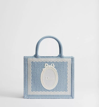 Women's Small Book Tote with Strap