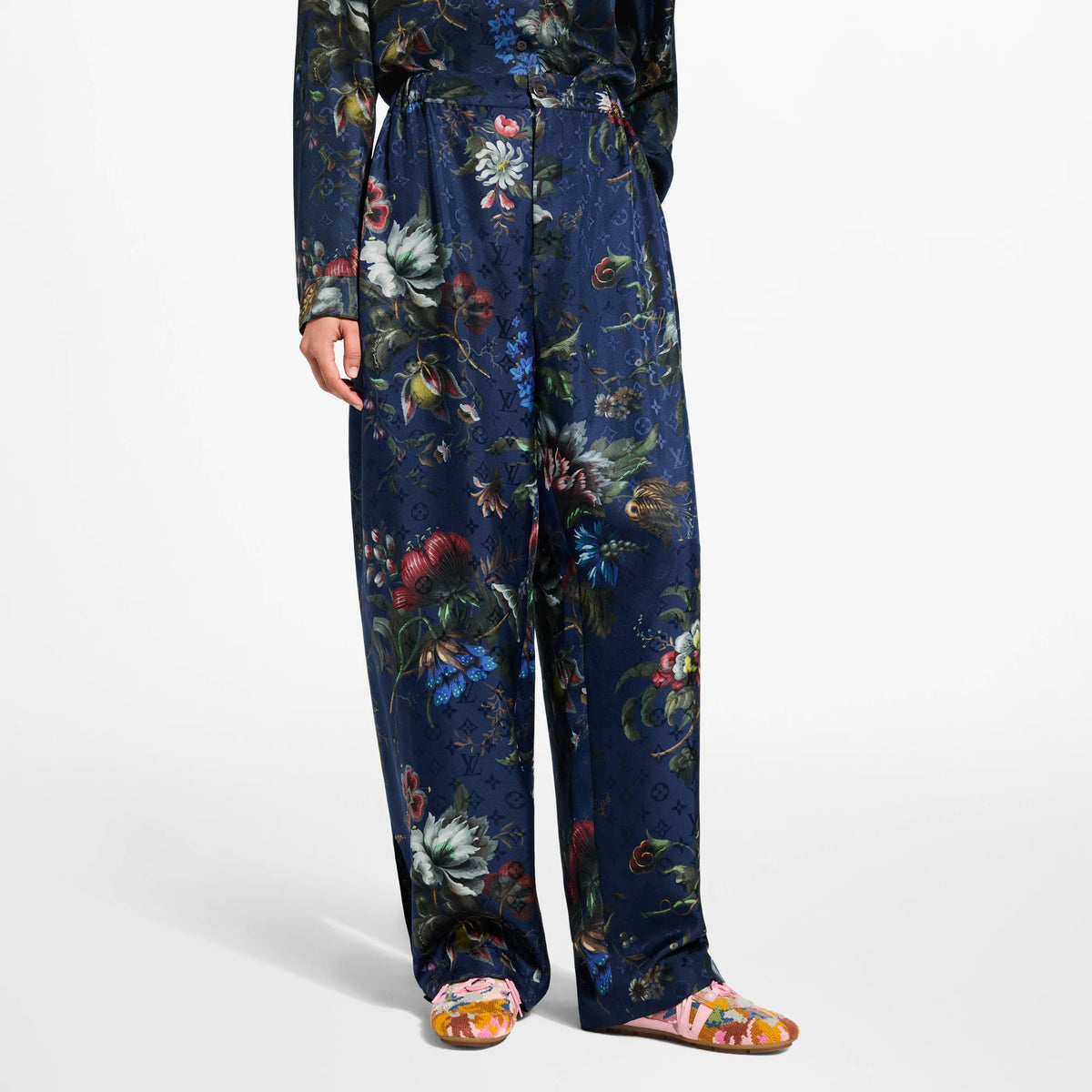 Women's Dark Floral Print Pants