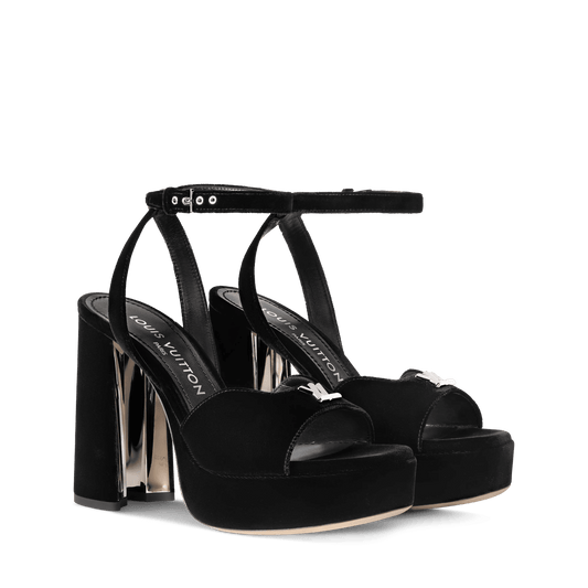 Women's Swing Platform Sandal Black Velvet 1AICSA