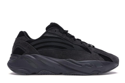 YZ Boost 700 V2 Vanta Edition