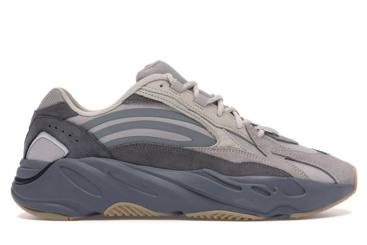 YZ Boost 700 V2 Tephra Edition
