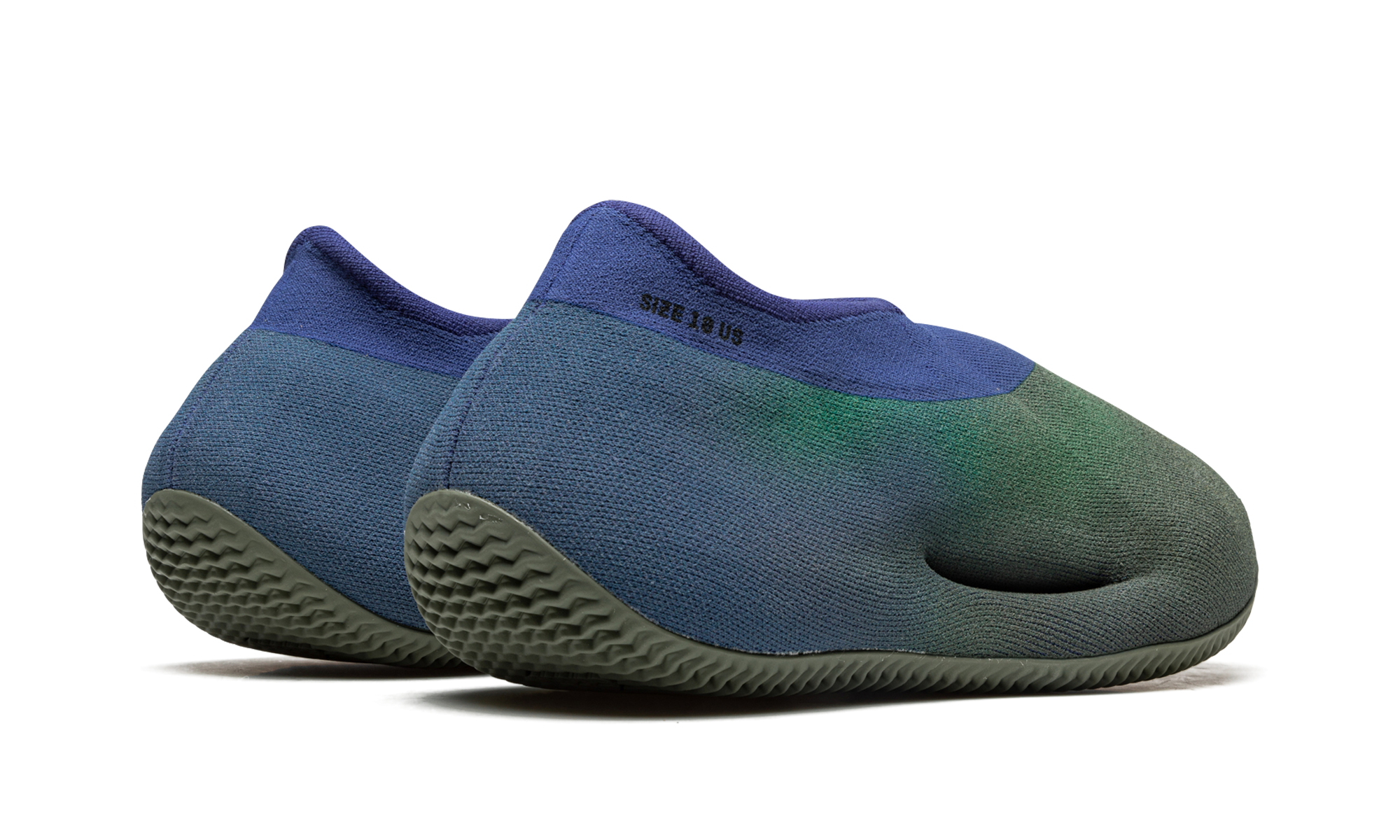 Knit Runner "Faded Azure"