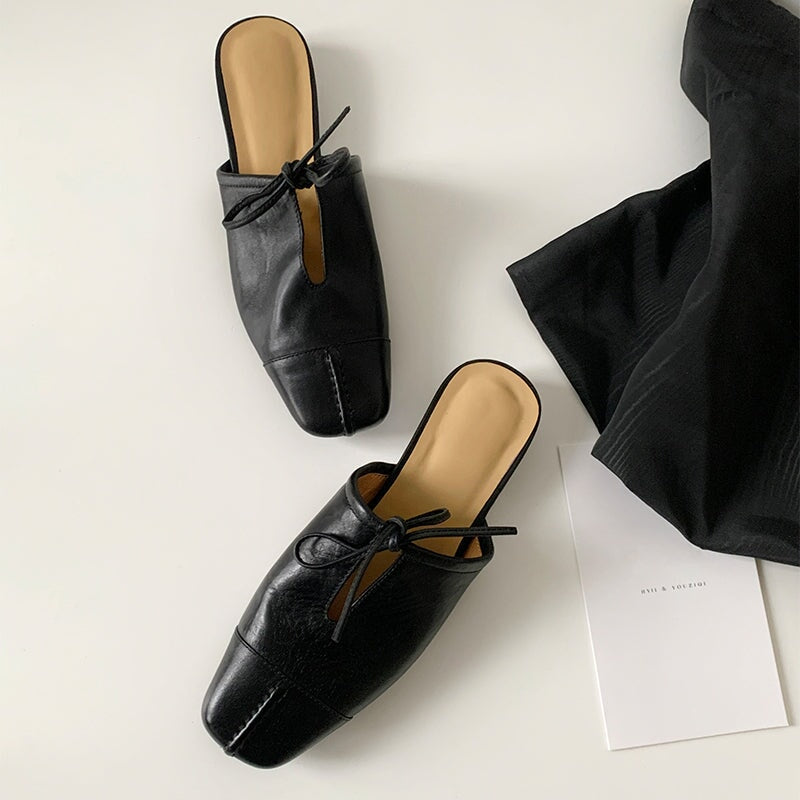 Minimalist Square Toe Lace-Up Leather Mules Closed-Toe Slip On in Black/White/Red