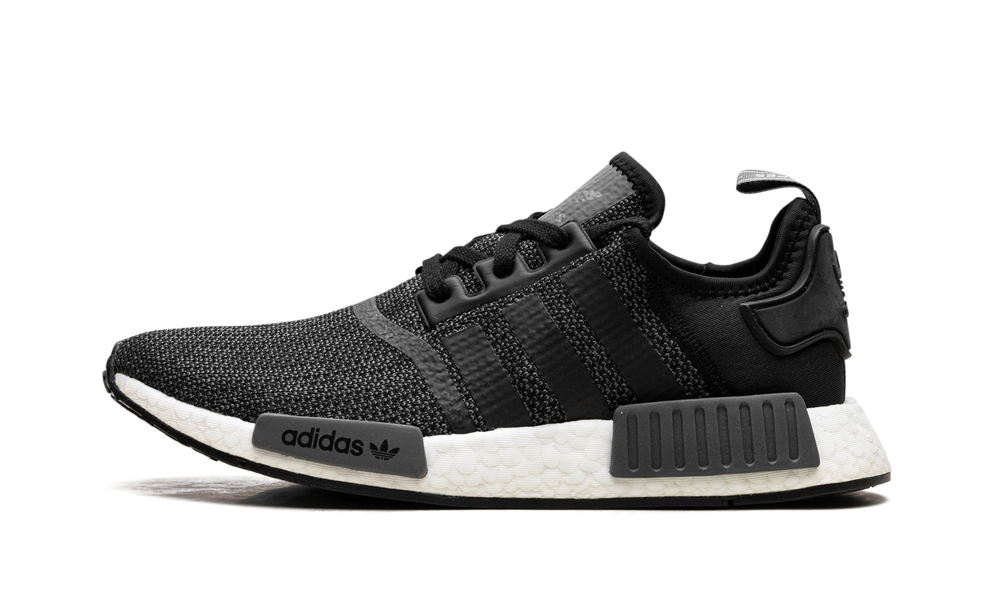 Nmd_r1 "Core Black Carbon"
