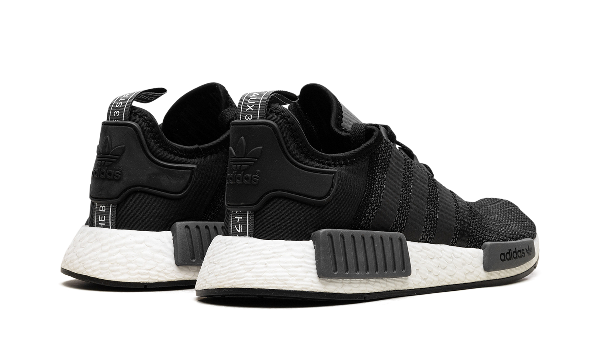 Nmd_r1 "Core Black Carbon"