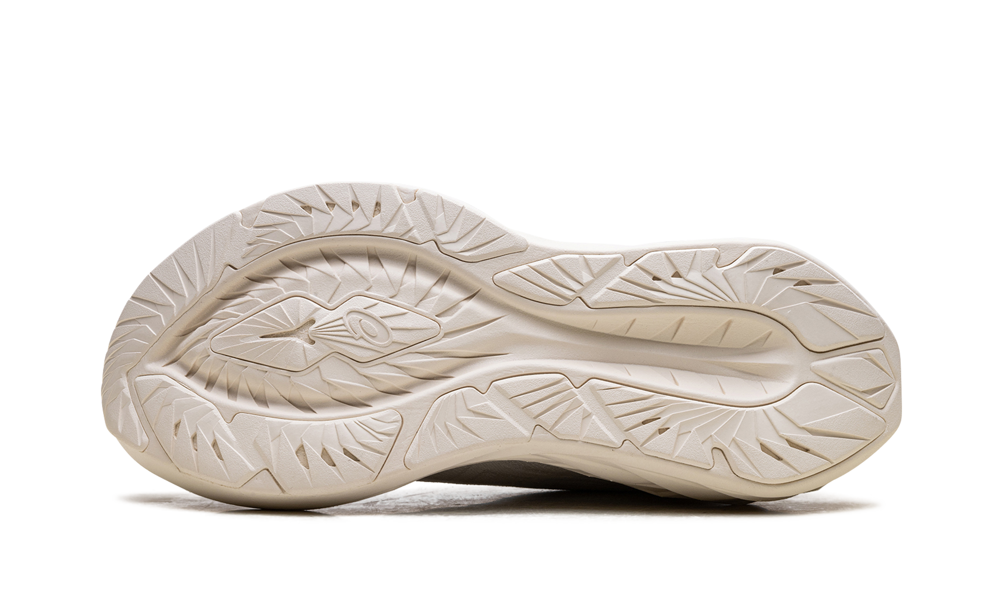 Novablast 4 "White / White"