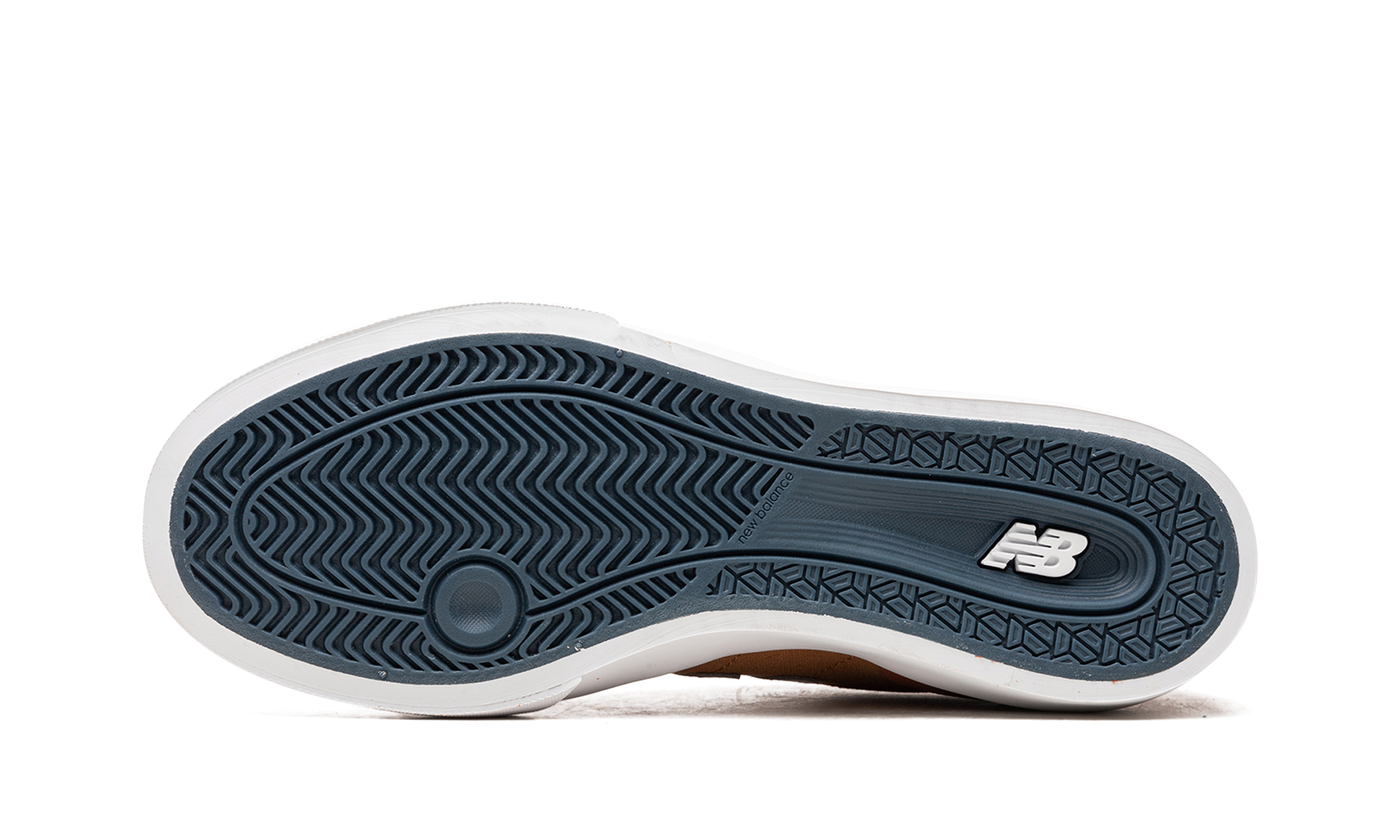 Numeric 272 "Brown/white"