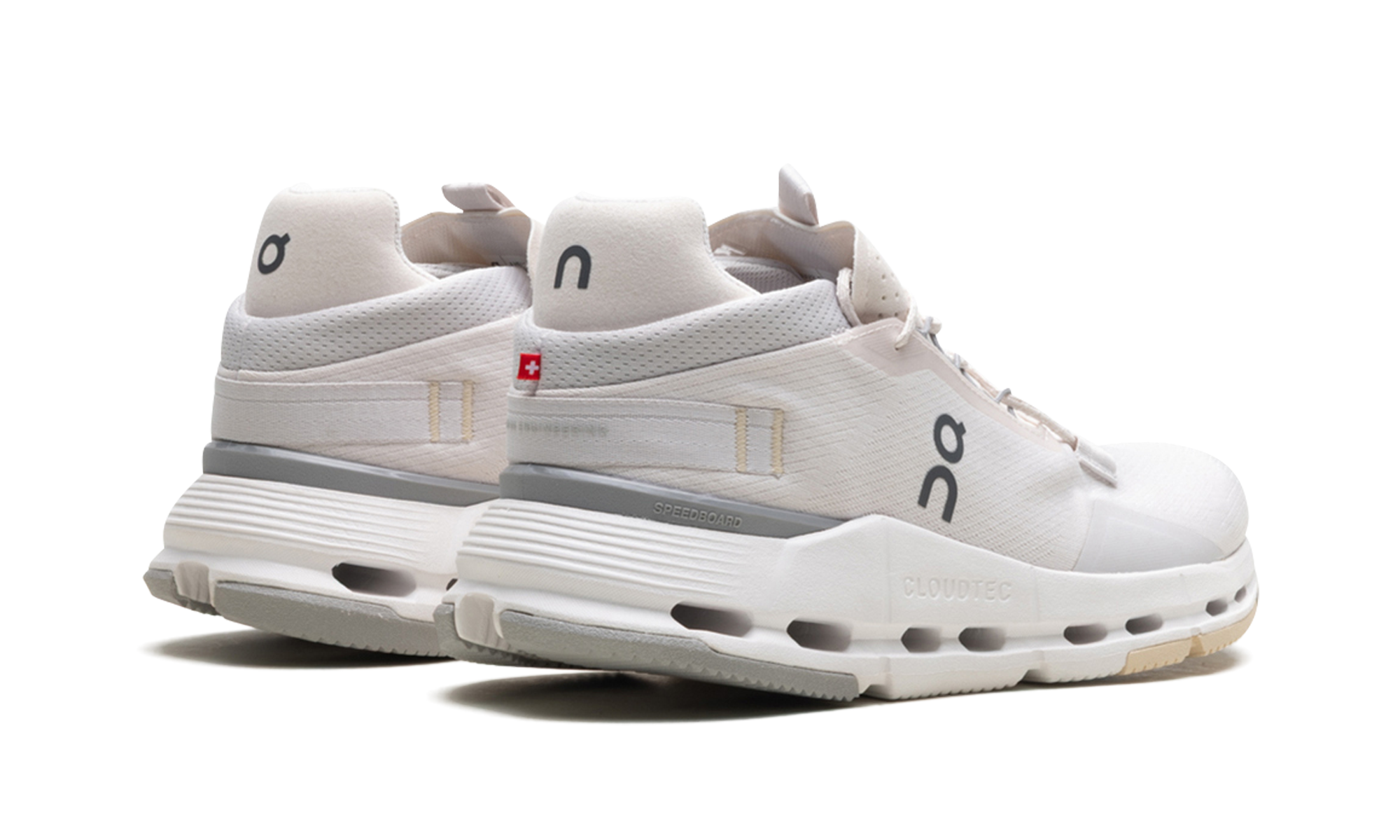 On Cloudnova 2 Women "Sand Fog"