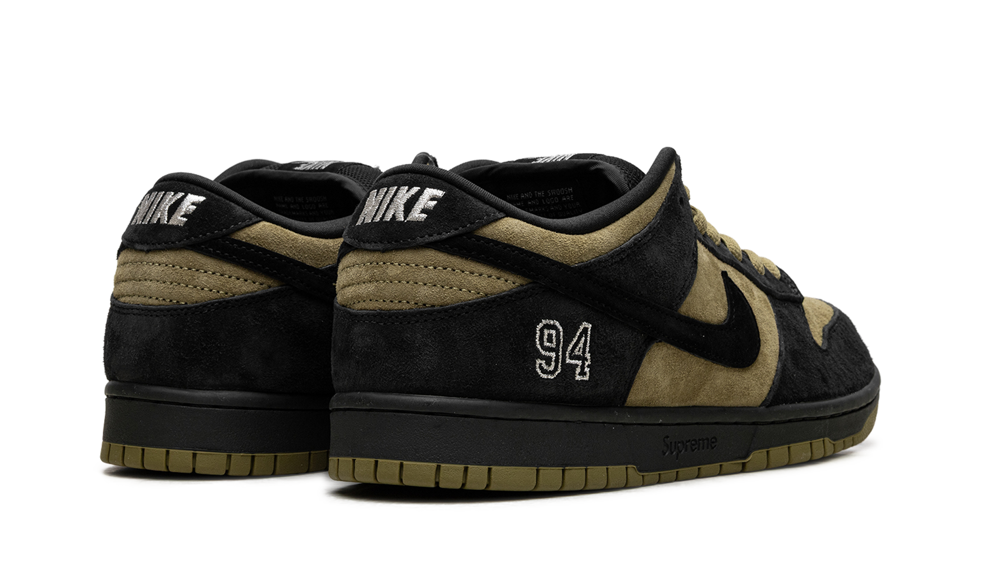 Sb Dunk Low "Supreme - Camper Green"