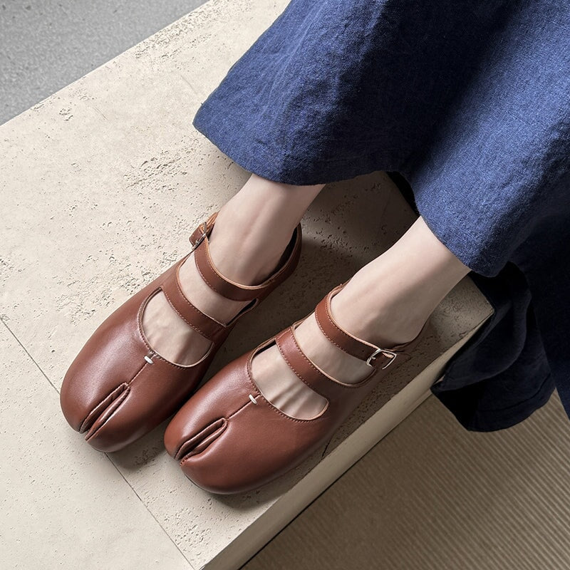 Split Toe Mary Jane Flats Double Strap Soft Leather Tabi Shoes for Women in Black/Brown