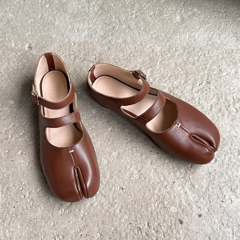 Split Toe Mary Jane Flats Double Strap Soft Leather Tabi Shoes for Women in Black/Brown