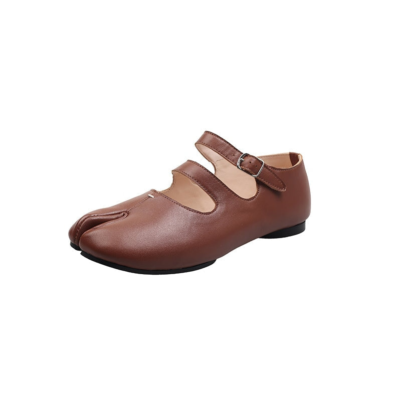 Split Toe Mary Jane Flats Double Strap Soft Leather Tabi Shoes for Women in Black/Brown