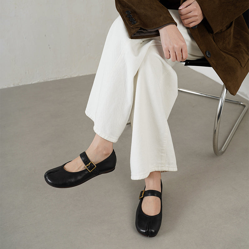 Tabi Split Toe Handmade Washed Leather Mary Jane Ballet Flats in Black/Red
