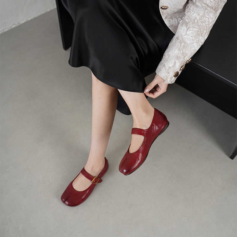 Tabi Split Toe Handmade Washed Leather Mary Jane Ballet Flats in Black/Red