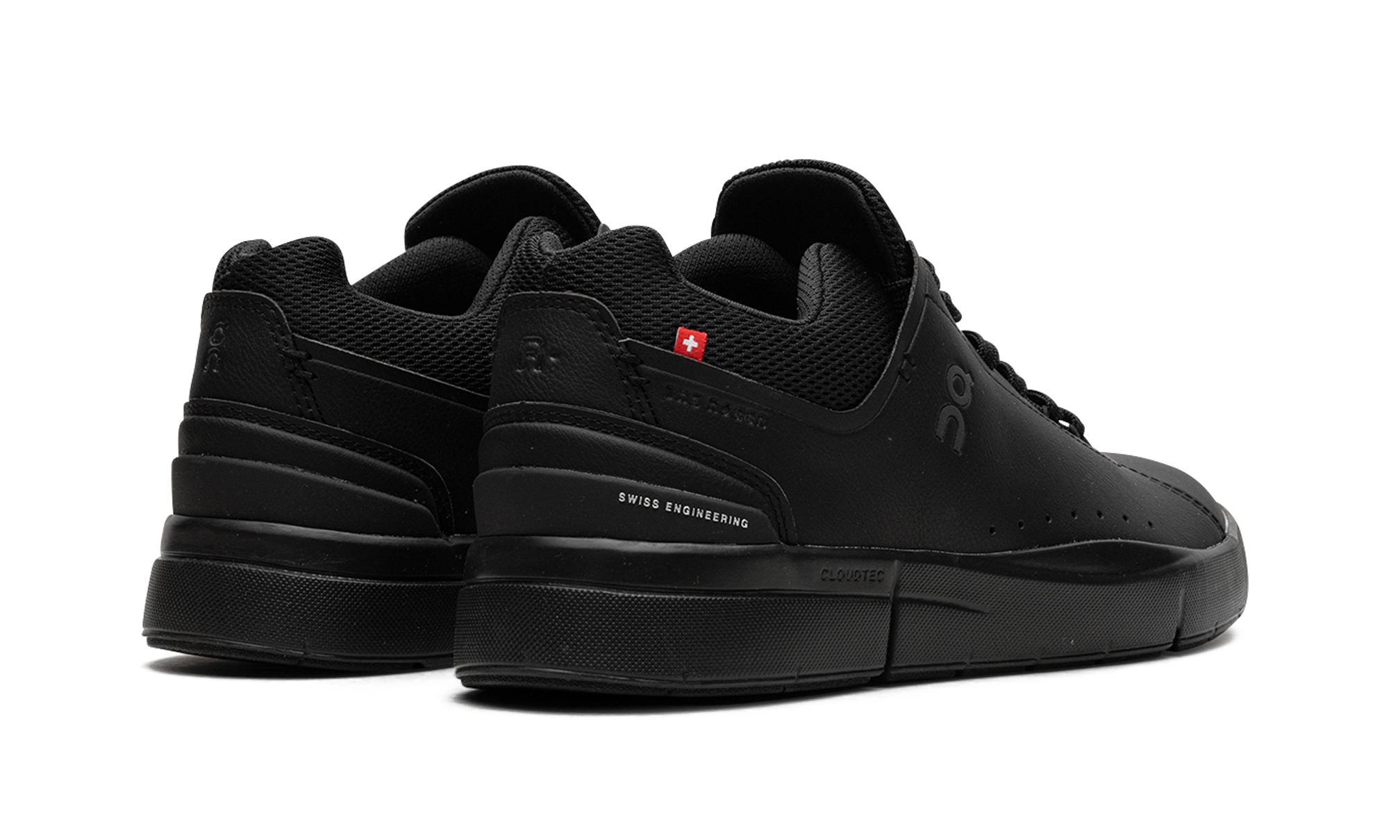 The Roger Advantage "Black"