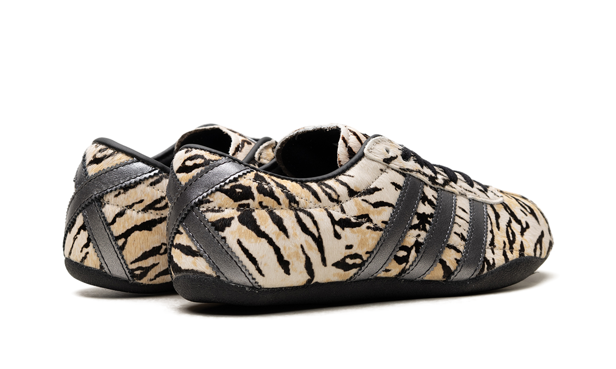 Tokyo Women "Zebra"