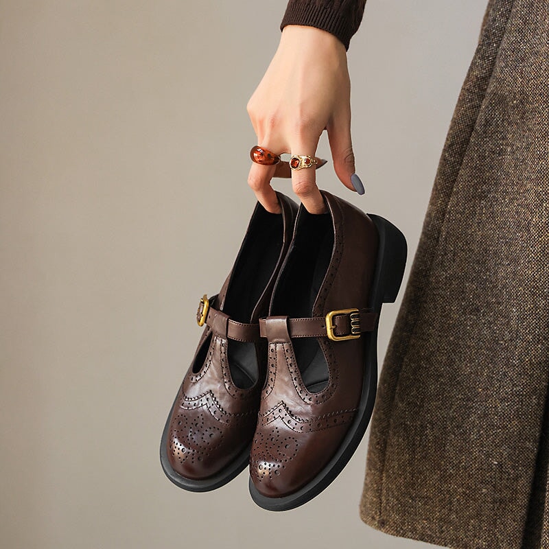 Vintage Brogue Calf Leather T-Strap Mary Jane Shoes in Brown/Black