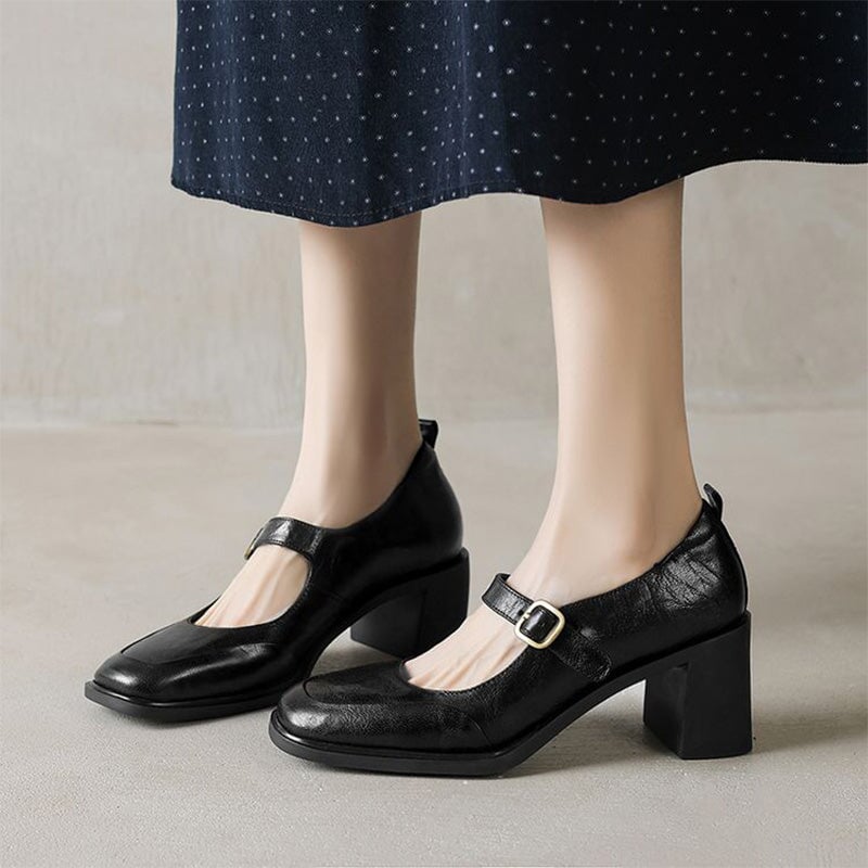Vintage Classic Sheepskin Square-Toe Mary Jane Shoes in Black/Wine Red