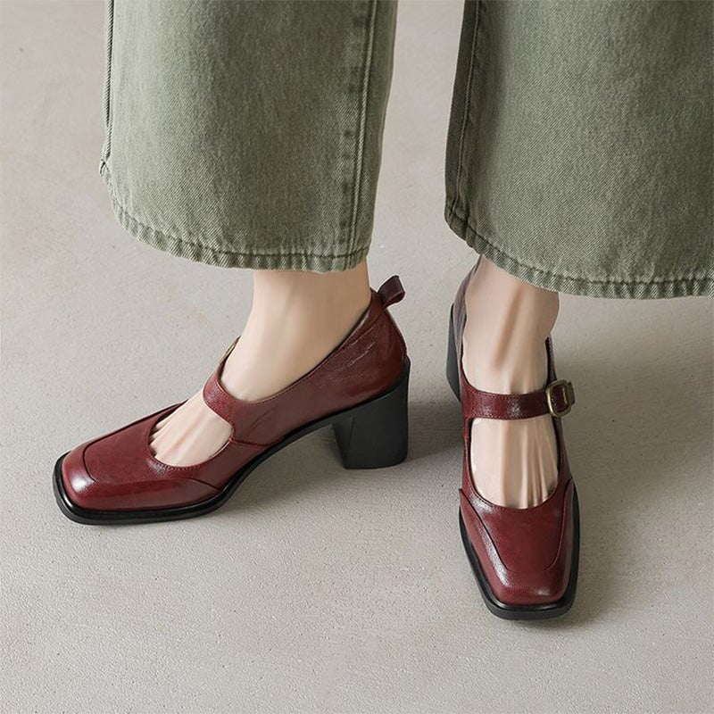 Vintage Classic Sheepskin Square-Toe Mary Jane Shoes in Black/Wine Red