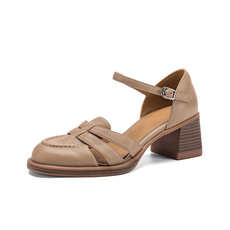 Vintage Fisherman Mary Jane Sandals Closed-Toe Cut-Out Chunky Heel Shoes in Beige/Apricot