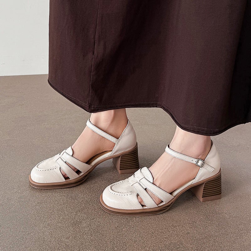Vintage Fisherman Mary Jane Sandals Closed-Toe Cut-Out Chunky Heel Shoes in Beige/Apricot