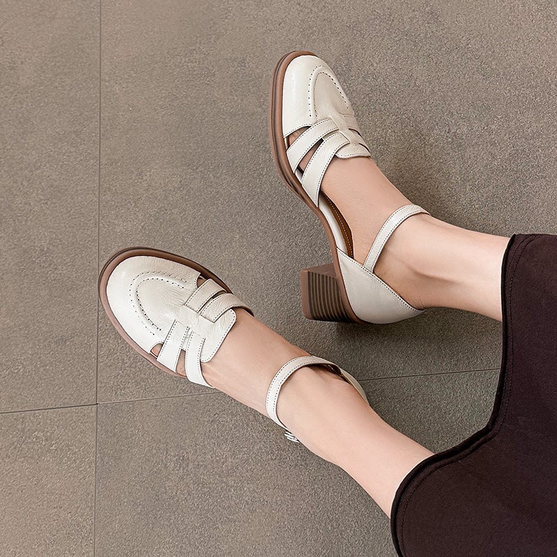 Vintage Fisherman Mary Jane Sandals Closed-Toe Cut-Out Chunky Heel Shoes in Beige/Apricot
