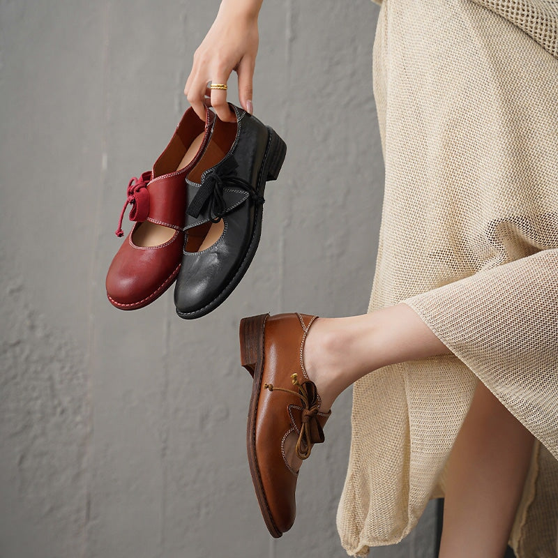 Vintage Handmade Leather Lace-Up Mary Jane Shoes in Black/Brown/Red