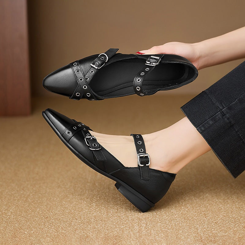 Vintage Pointed Toe Mary Jane Flats Crisscross Strap Leather Eyelet Shoes in Black/Apricot