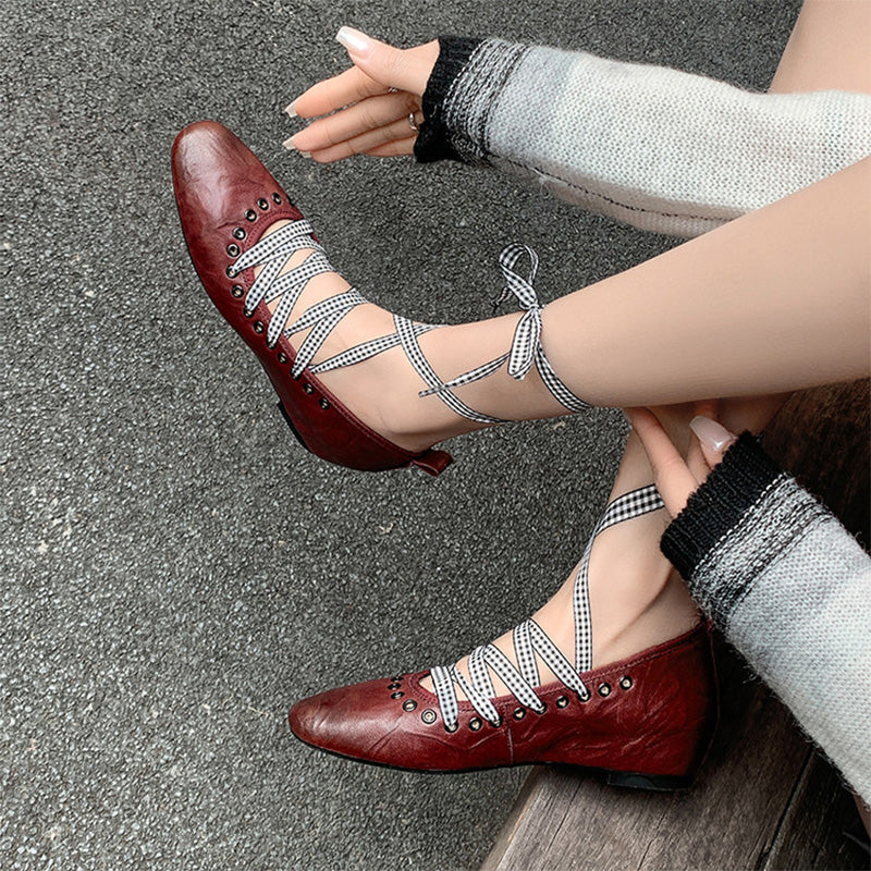 Vintage Sheepskin Ghillie Ballet Shoes Criss Cross Lace-Up Mary Jane Shoes for Women in Black/Red