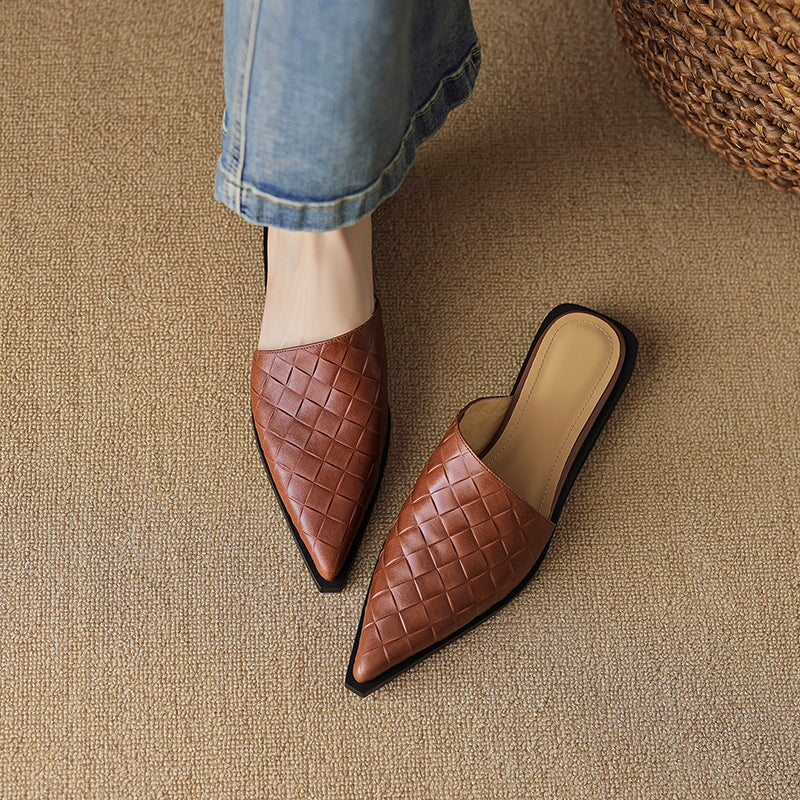 Vintage Woven Pointed Toe Leather Mules Flat Backless Slippers for Women in Brown/Black