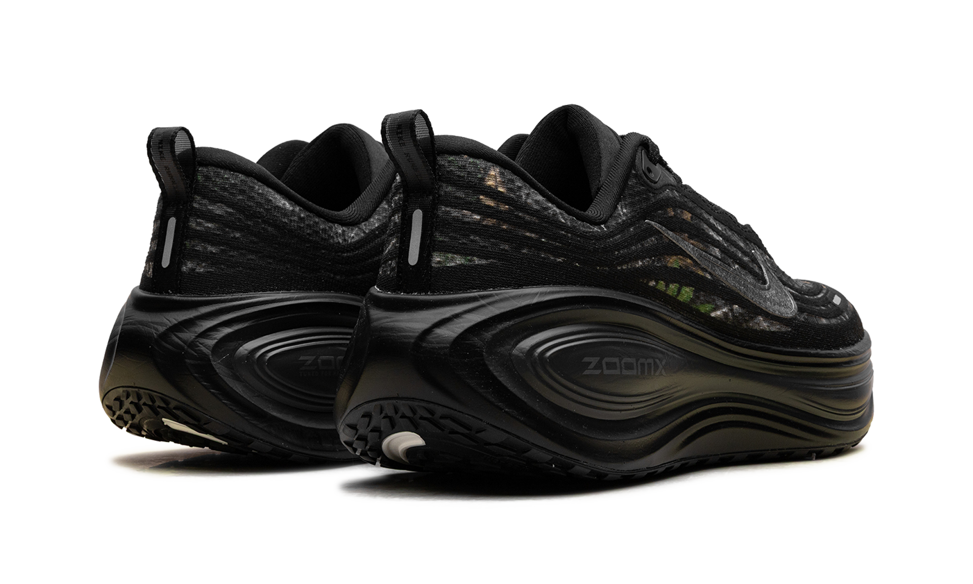 Vomero Plus "Black / Dark Smoke Grey / Anthracite / Metallic Dark Grey"