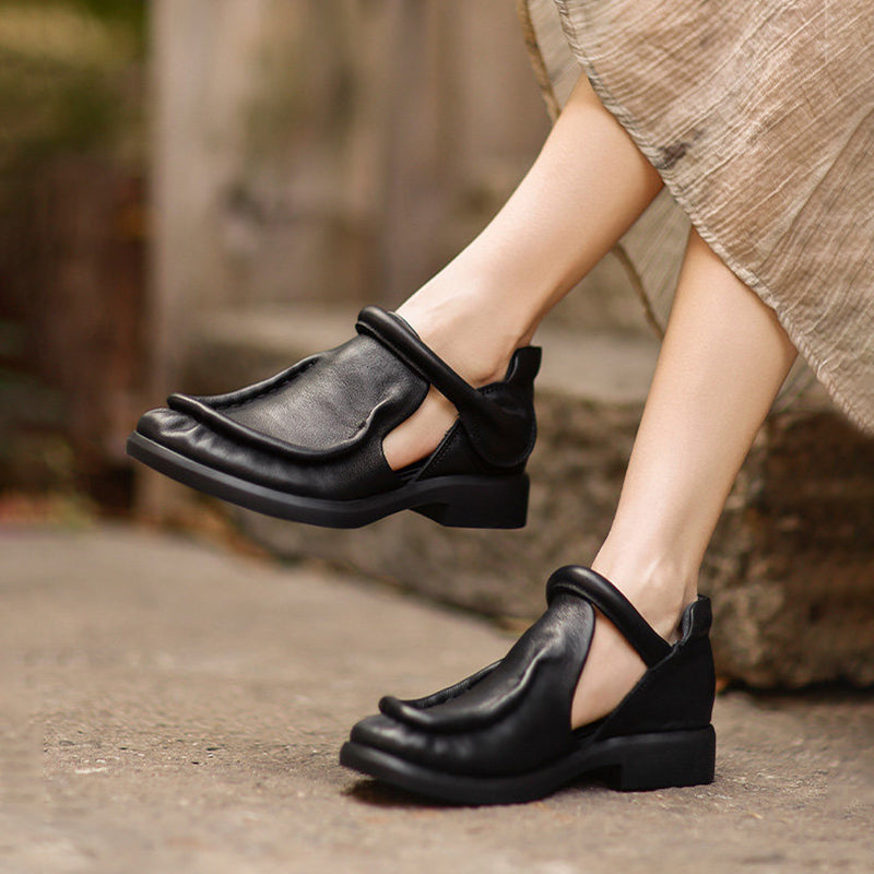 Women's Retro Full Grain Leather Mary Jane Shoes with Velcro Strap in Black/Brown