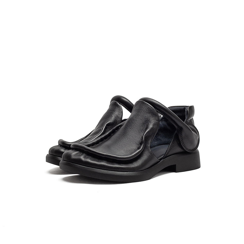 Women's Retro Full Grain Leather Mary Jane Shoes with Velcro Strap in Black/Brown