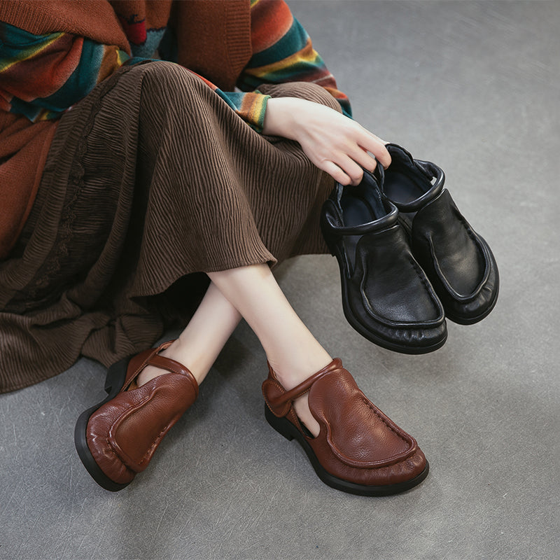 Women's Retro Full Grain Leather Mary Jane Shoes with Velcro Strap in Black/Brown
