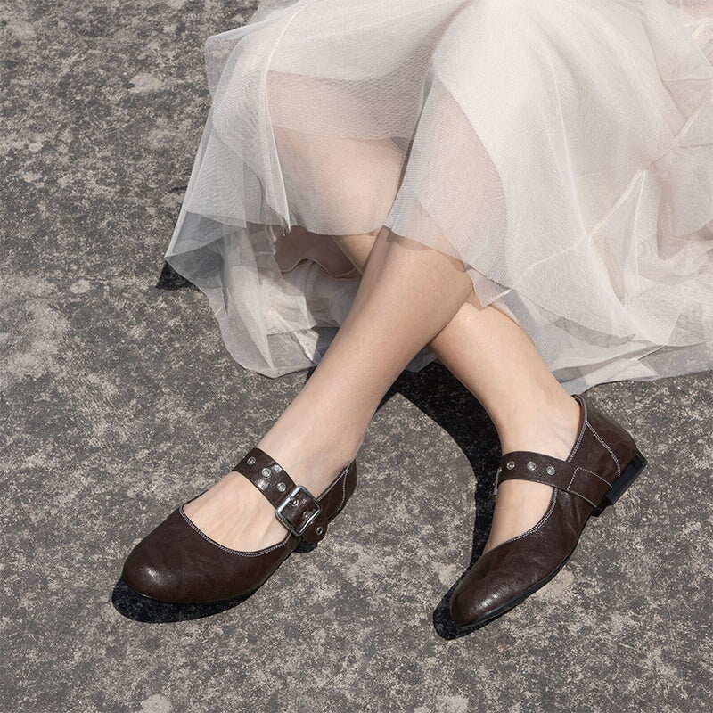 Women's Retro Soft Sheepskin Leather Studded Buckle Mary Jane Shoes in Black/Brown